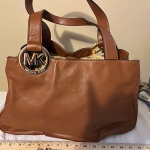 MICHAEL KORS Fulton Large East West Tote In Camel/Acorn GOOD CONDITION